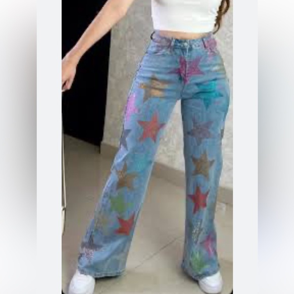 boutique Denim - NWT Colorful star rhinestone high waist jeans size M ( 5-7 )